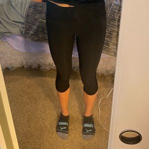 Black Cropped Lululemon Leggings with Mesh